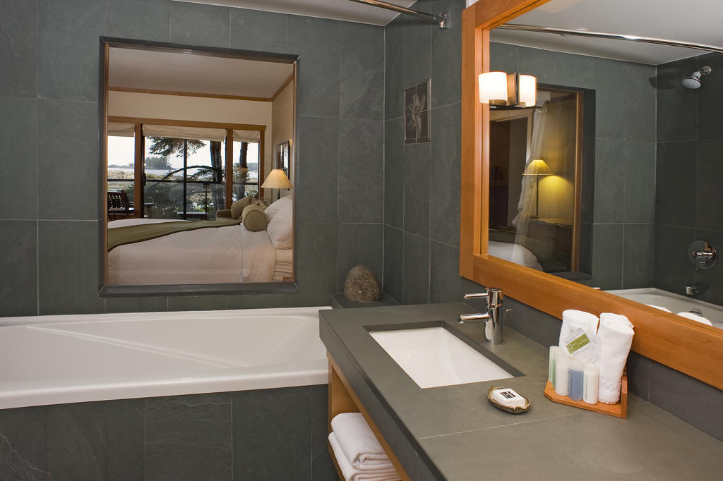 Wickaninnish Inn Tofino Room photo
